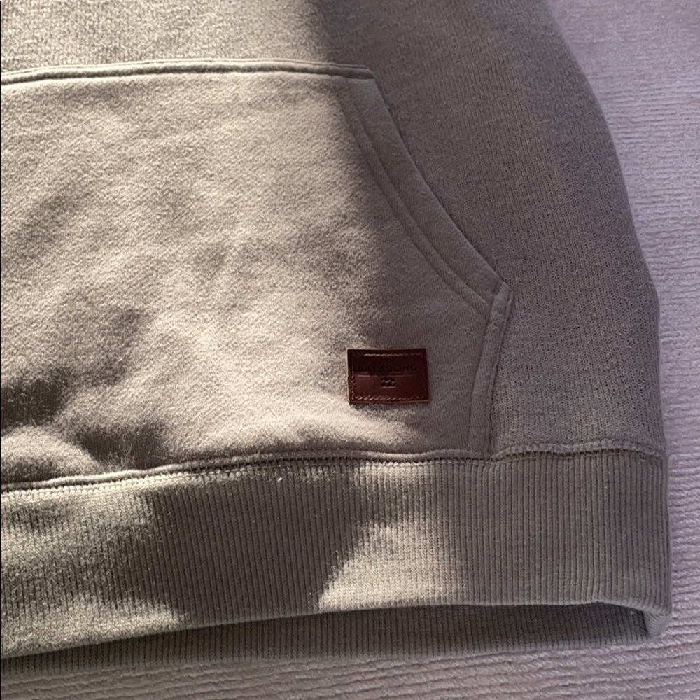 NEW Billabong children’s sweatshirt - Picture 3 of 6